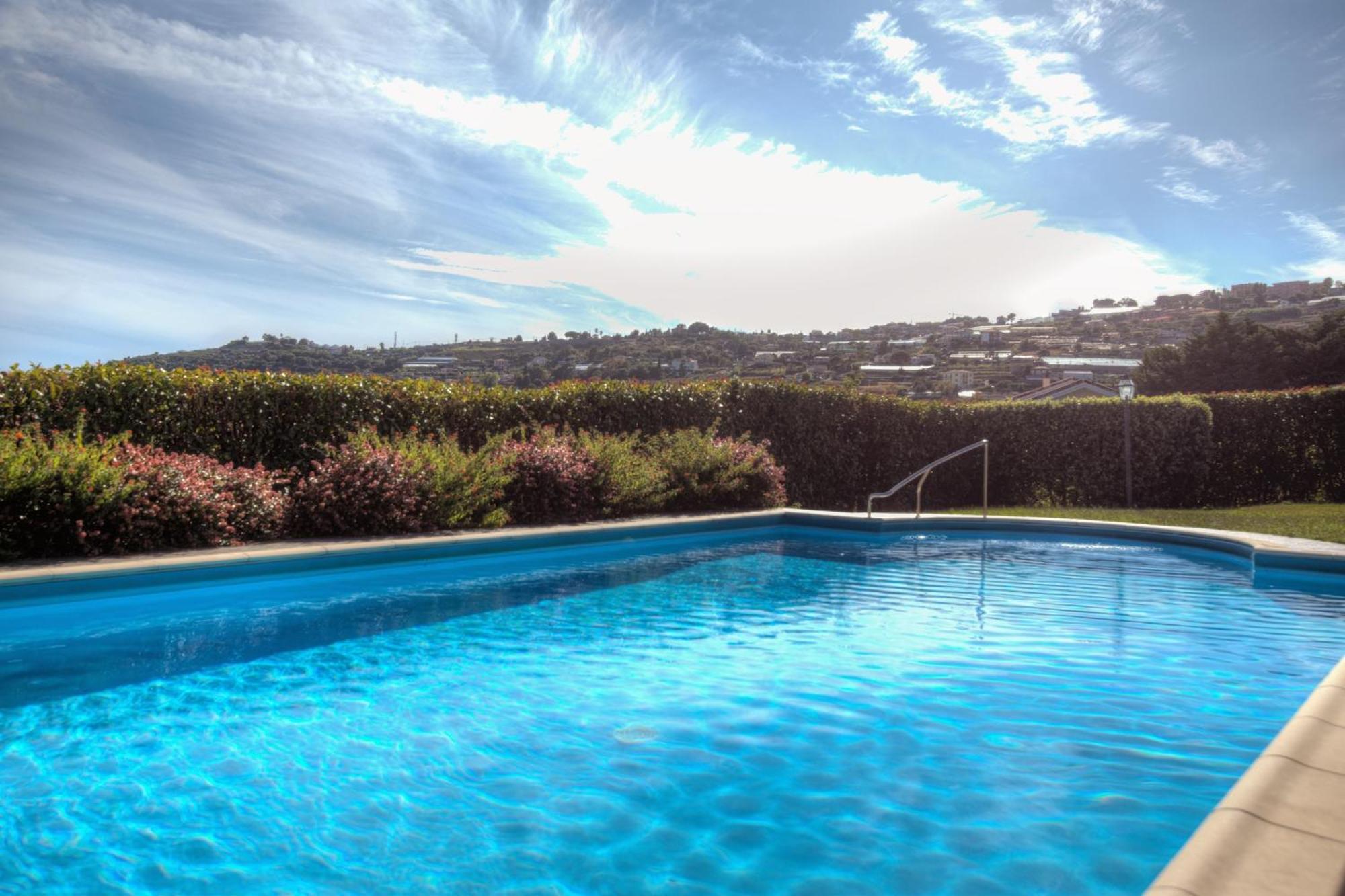 Villa Lucia Riviera Dei Fiori Pool - Happy Rentals Σαν Ρέμο Εξωτερικό φωτογραφία