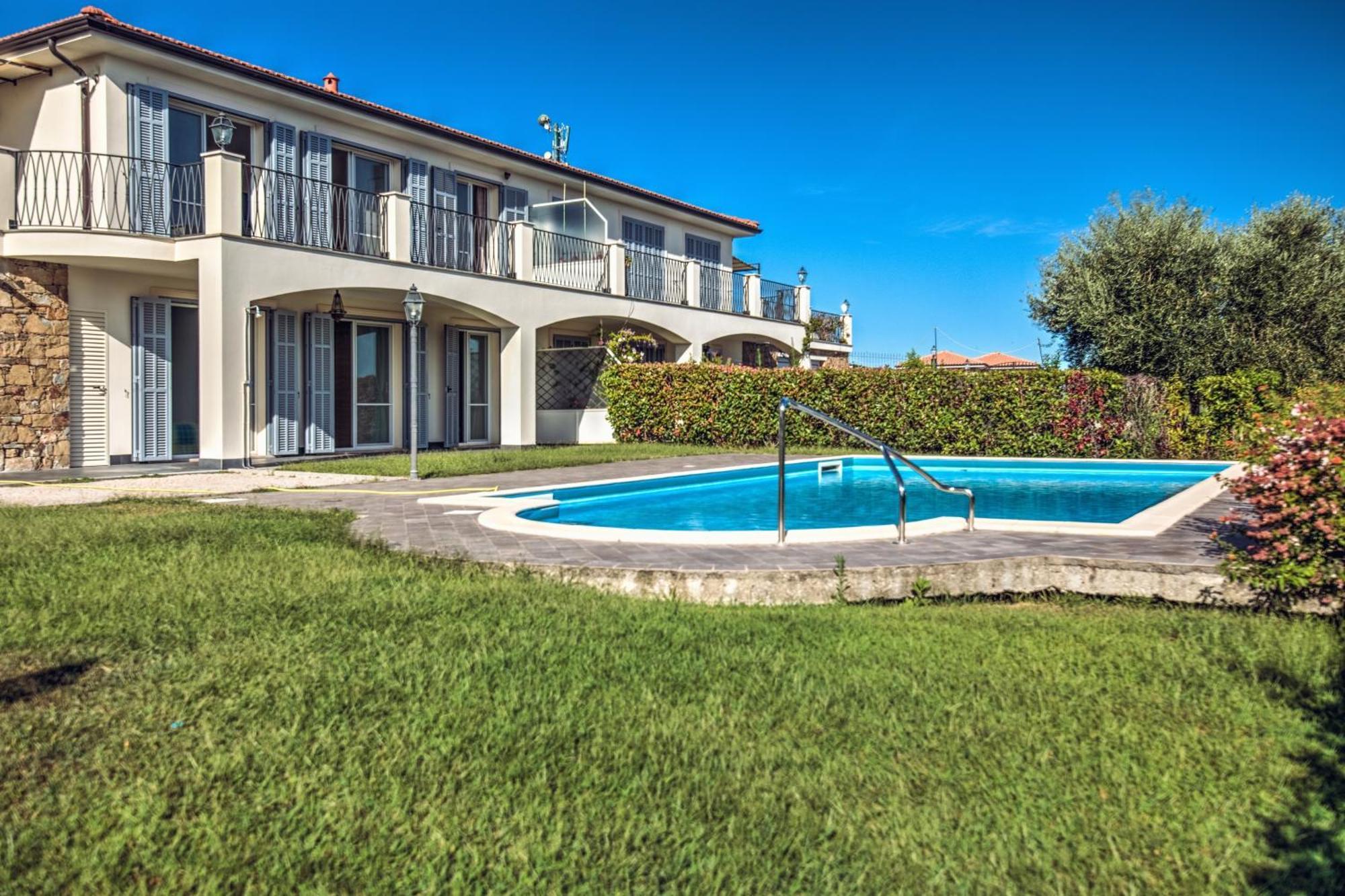 Villa Lucia Riviera Dei Fiori Pool - Happy Rentals Σαν Ρέμο Εξωτερικό φωτογραφία
