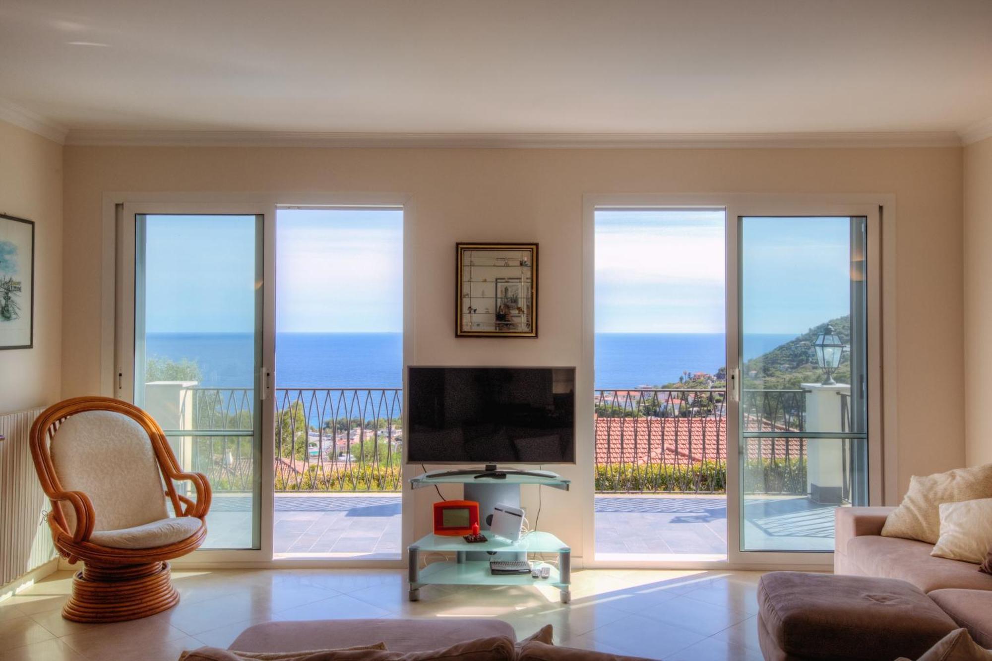 Villa Lucia Riviera Dei Fiori Pool - Happy Rentals Σαν Ρέμο Εξωτερικό φωτογραφία