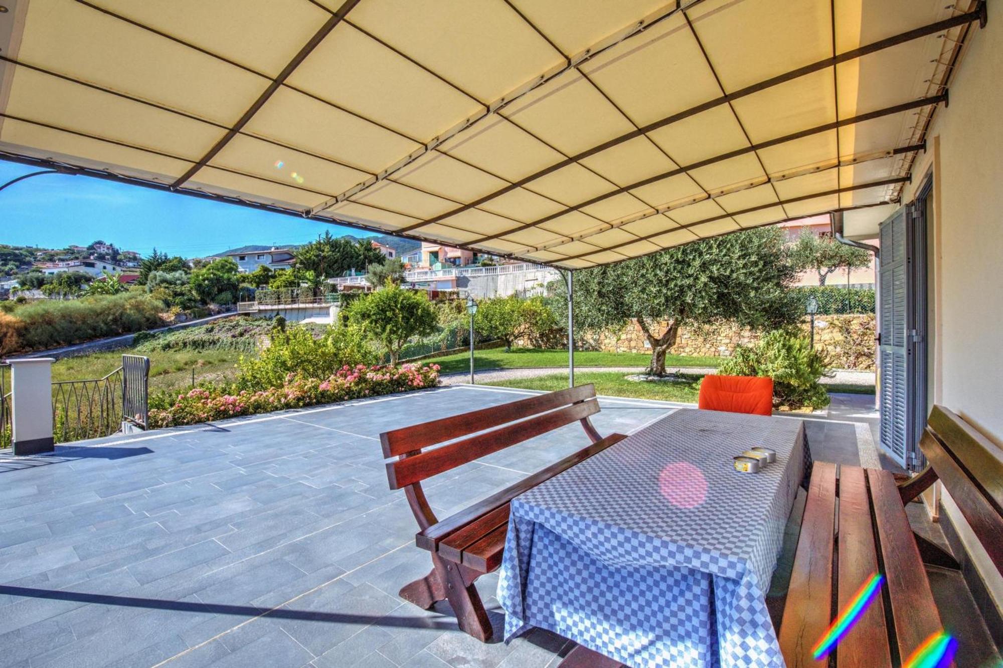 Villa Lucia Riviera Dei Fiori Pool - Happy Rentals Σαν Ρέμο Εξωτερικό φωτογραφία